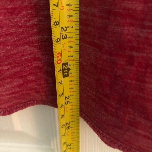 Lululemon Heathered cranberry size medium flowy light tank - Picture 4 of 8